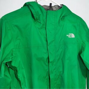 The North Face Boys 18/20 Green Hooded Rain Jacket Windbreaker - Free Shipping